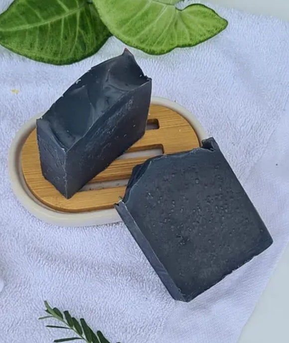 Activated Charcoal & Tea Tree