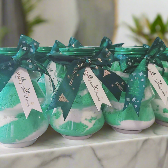 Christmas Tree Themed Bath Dust
